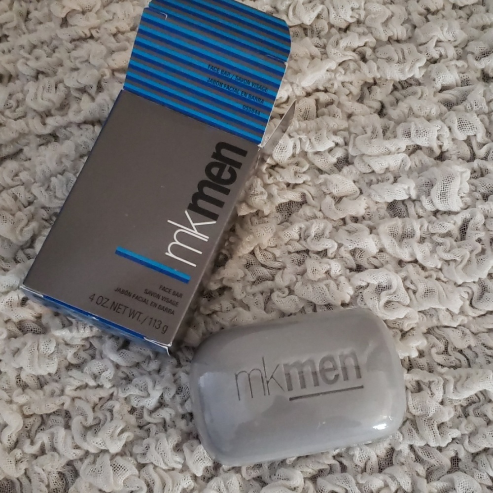 MK Men Face bar